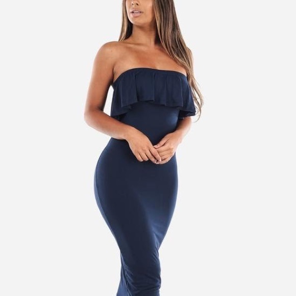 💕😍❤️MAKE AN OFFER! STRAPLESS MIDI DRESS❤️😍💕 - Picture 2 of 3